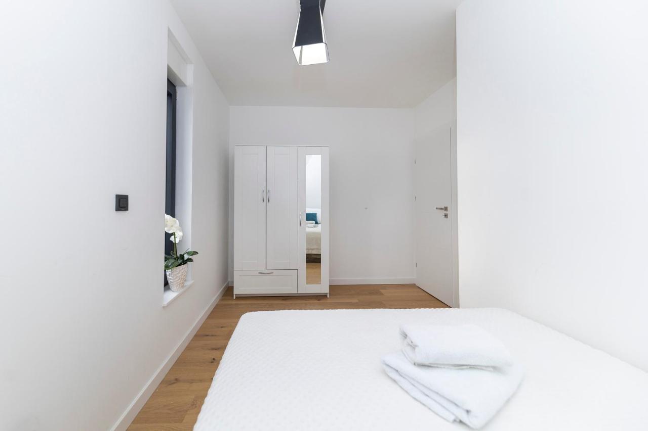 Apartment Marianne , Parking Free , 2 Bedroom & 2 Bathroom , Modern & Cozy Задар Екстер'єр фото